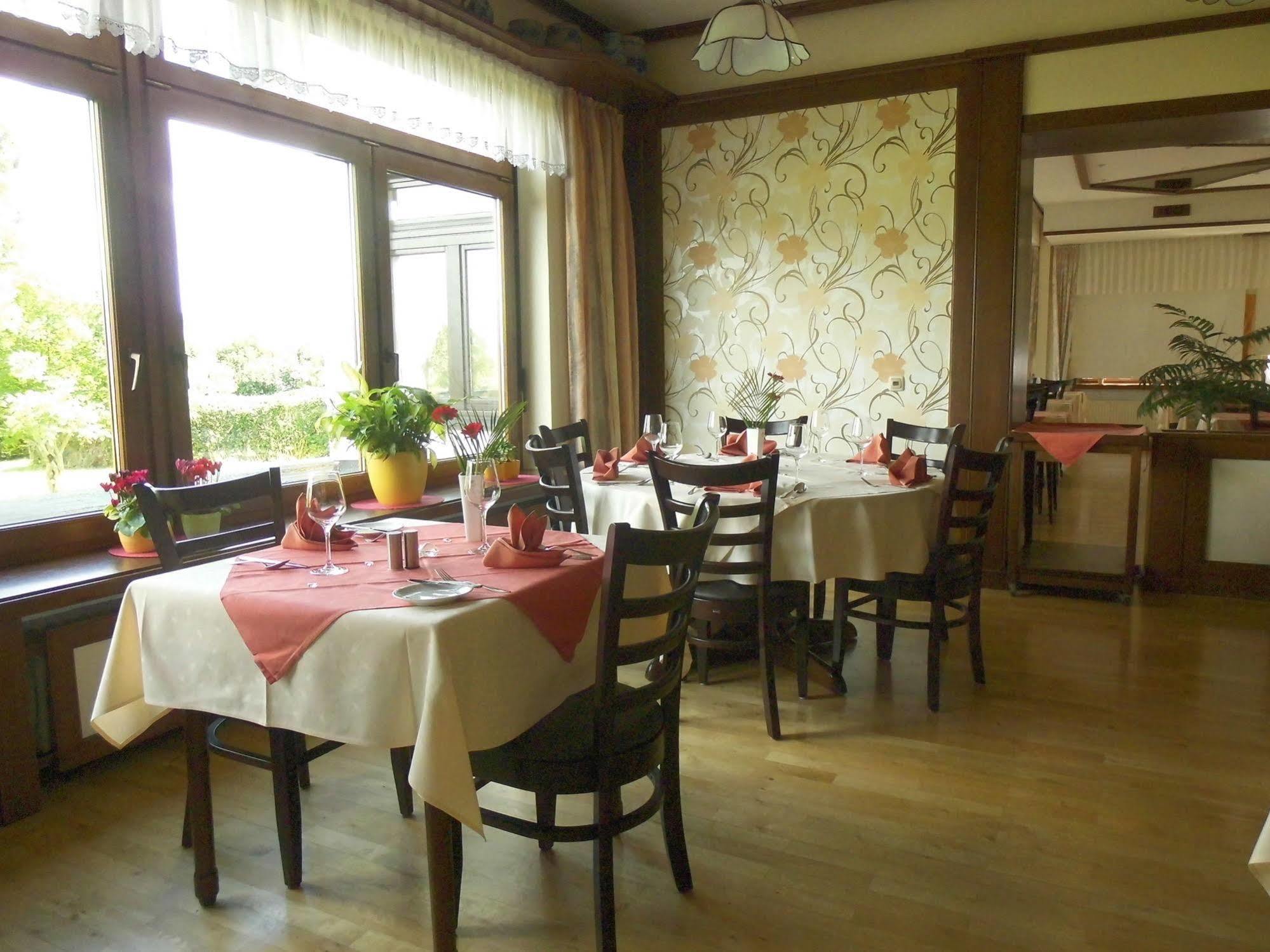 Hotel Schoos Fleringen Ngoại thất bức ảnh