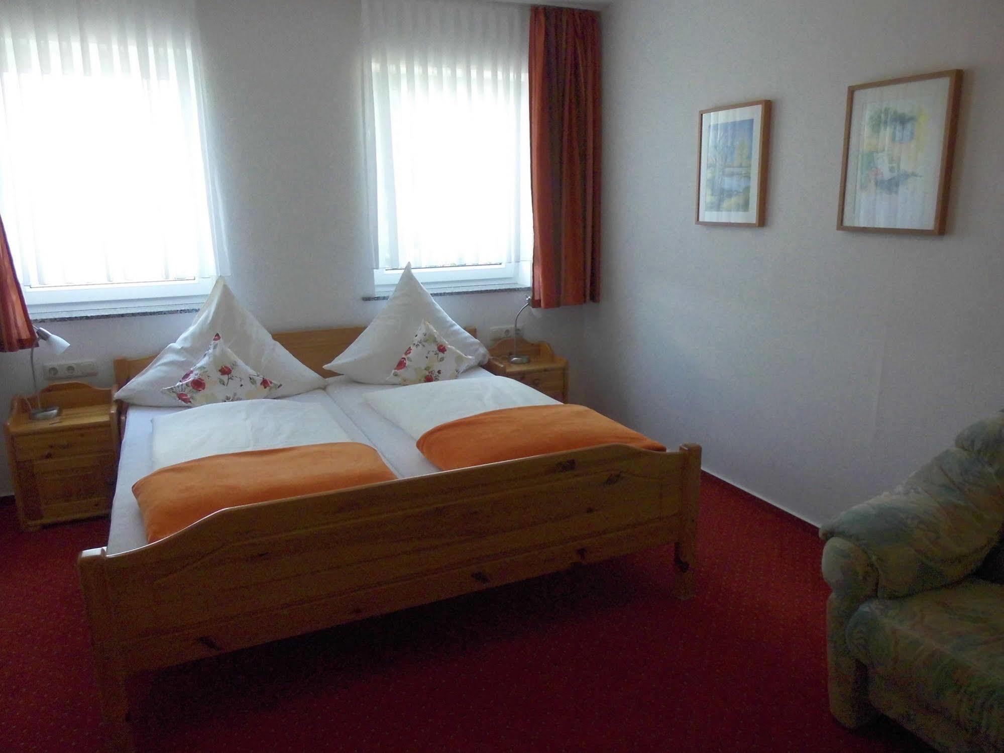 Hotel Schoos Fleringen Ngoại thất bức ảnh