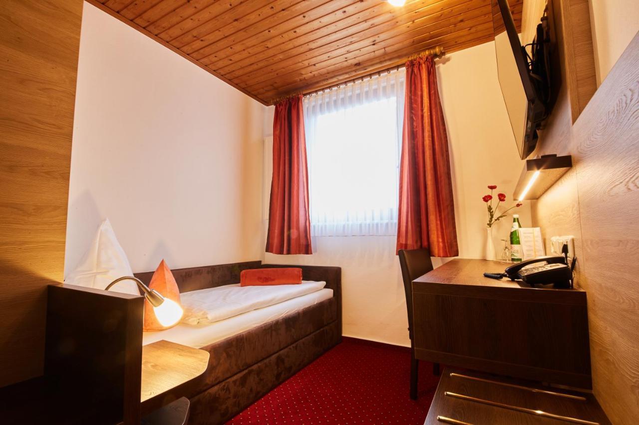 Hotel Schoos Fleringen Ngoại thất bức ảnh